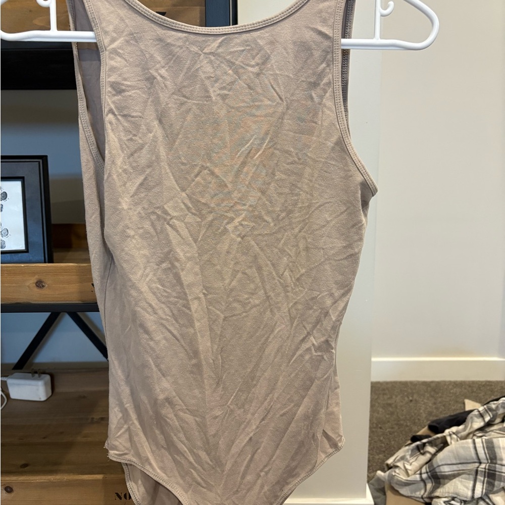 Aritzia Cream and Blue Sleeveless Bodysuit